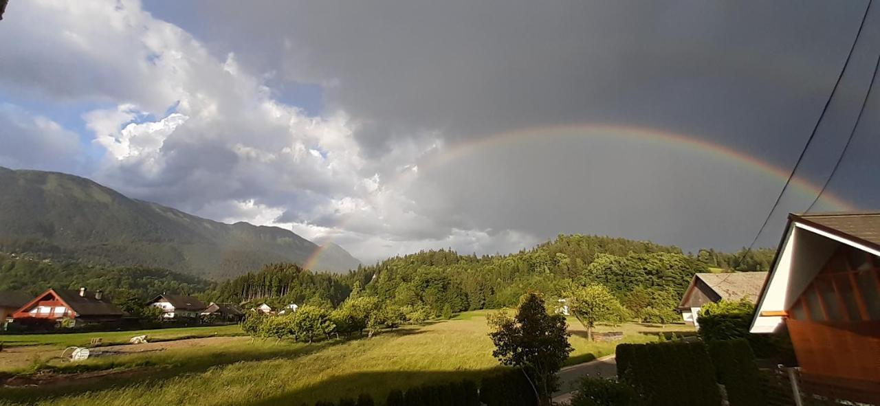Apartmaji Mojca Križe Esterno foto