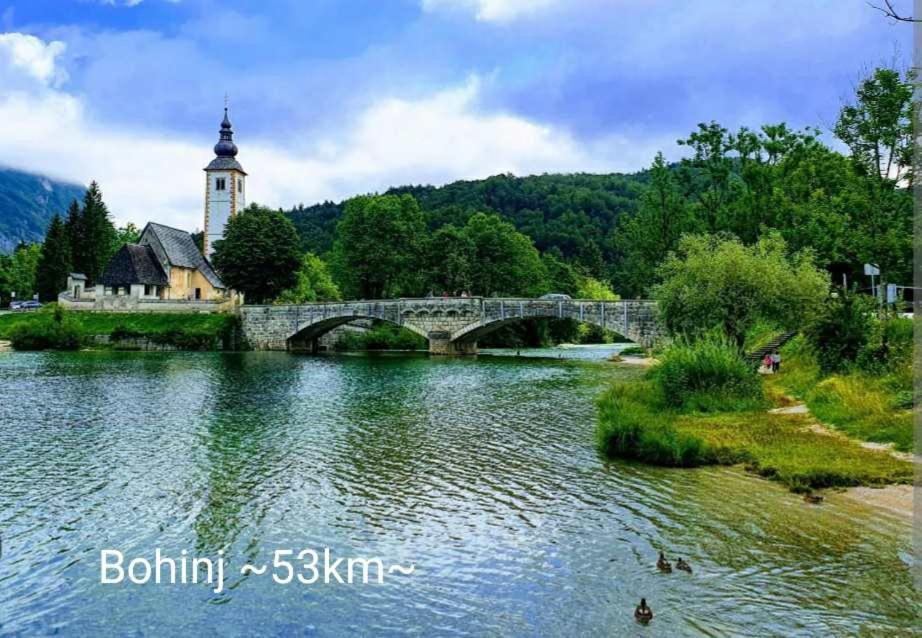 Apartmaji Mojca Križe Esterno foto