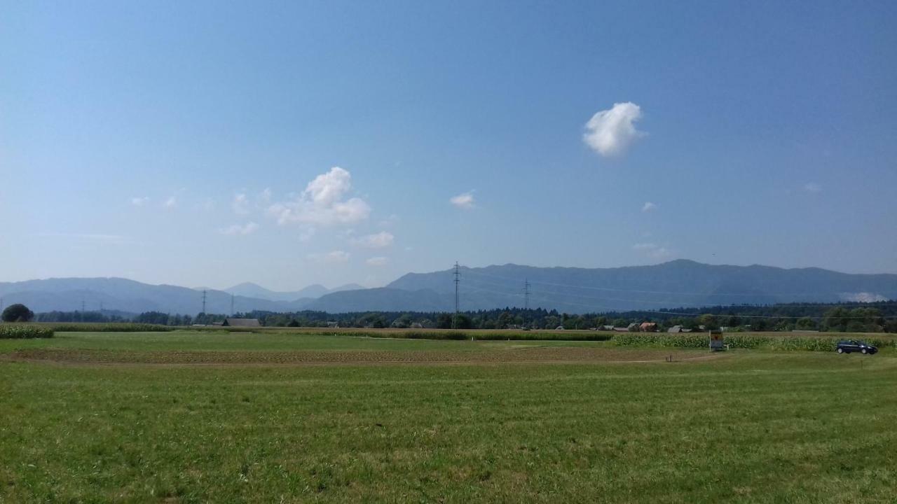 Apartmaji Mojca Križe Esterno foto
